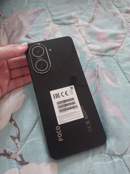 Продам телефон поко