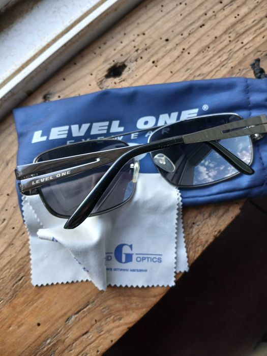 Продавам слънчеви очила Level one нови