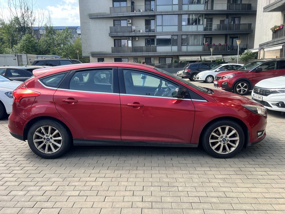 Ford Focus Hatchback 2016 1.0 Ecoboost 125CP cu GPL