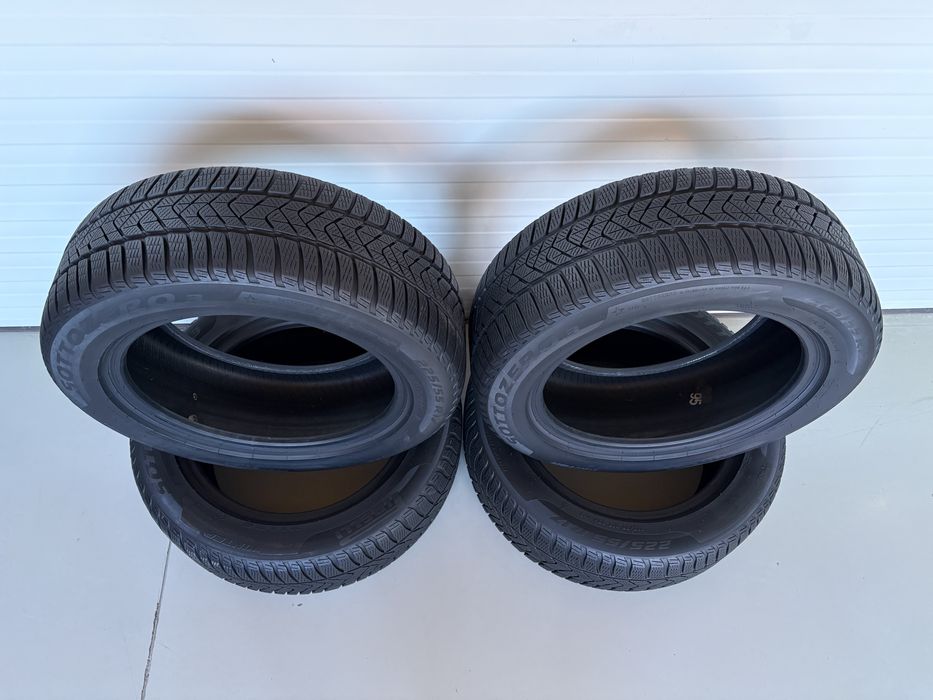 4бр зимни гуми 225/55/17/Pirelli Sottozero3 winter MO*/dot3221/6.5мм /