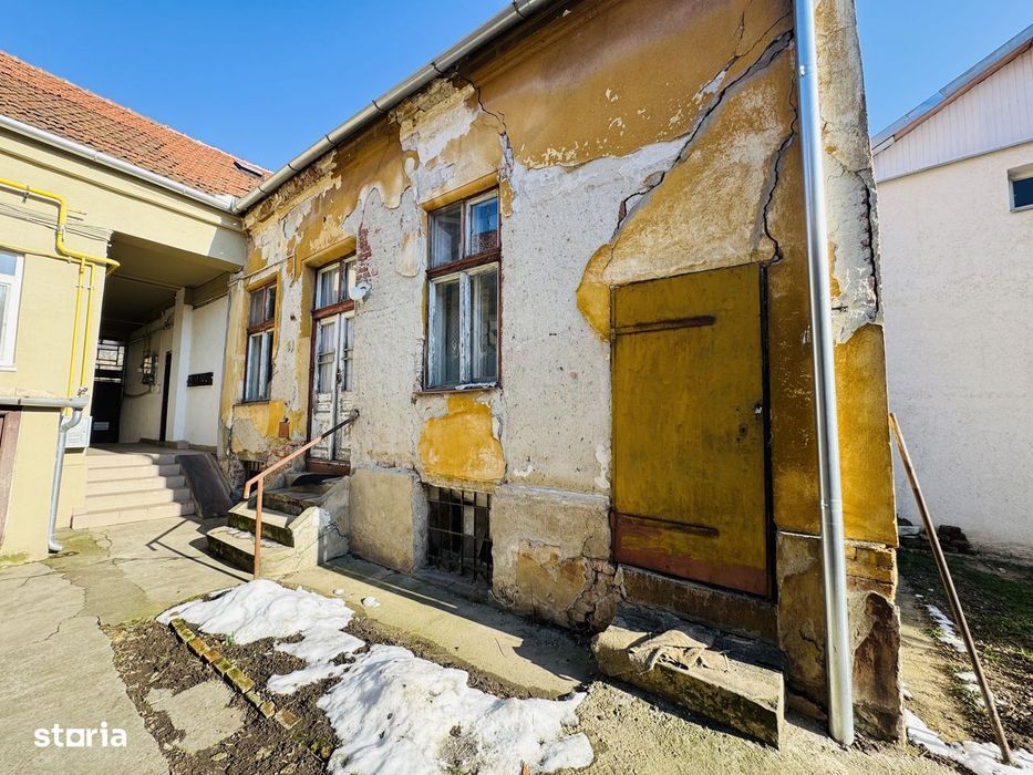 Apartament cu o cameră  în curte comună -Ultracentral - IMOBIHOR