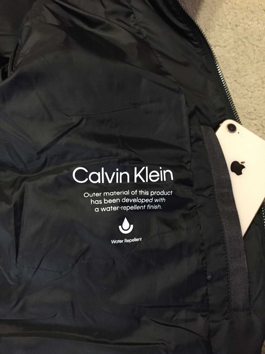 НАМАЛЕНО зимно мъжко яке Calvin Klein - S