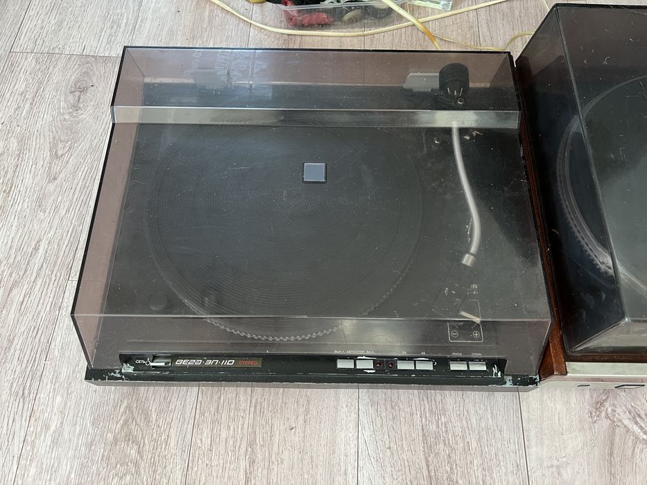 Проигрывтель винила