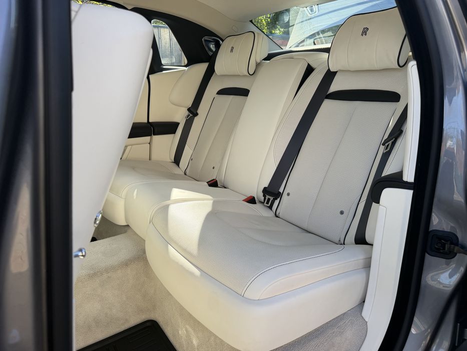 Vand Rolls Royce Ghost Space Gray!BeSpoke ,grila iluminata!