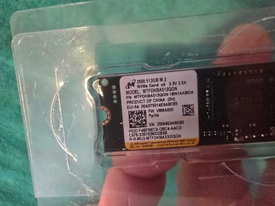 Vand SSD-uri M.2 si S-ATA noi