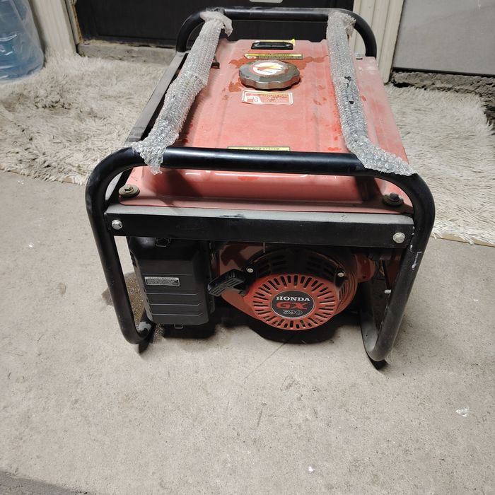 Бензиновый генератор