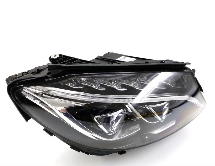 Mercedes C class W205 фарове