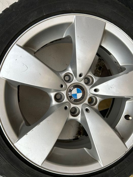 Vând jante de BMW