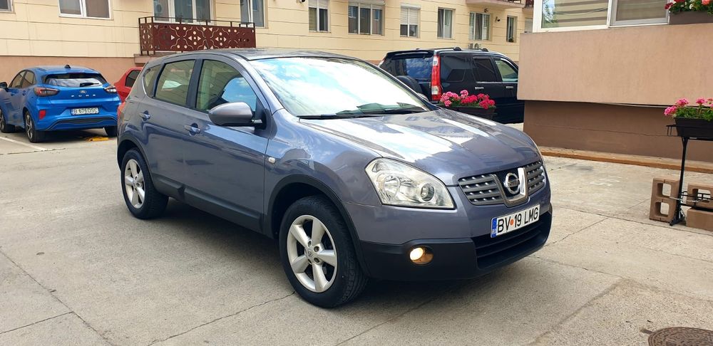 Nissan Qashqai 2.0 benzina 4×4 Aspirat IMPECABILA Proprietar