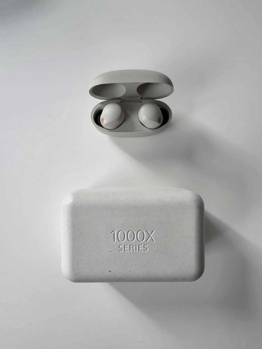 Sony WF-1000XM5, отлично състояние, допълнителни тапи