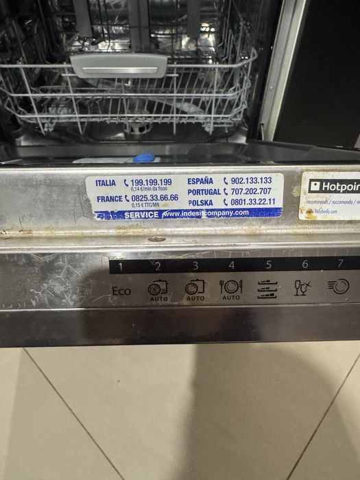 Продается посудомойка Hotpoint Ariston