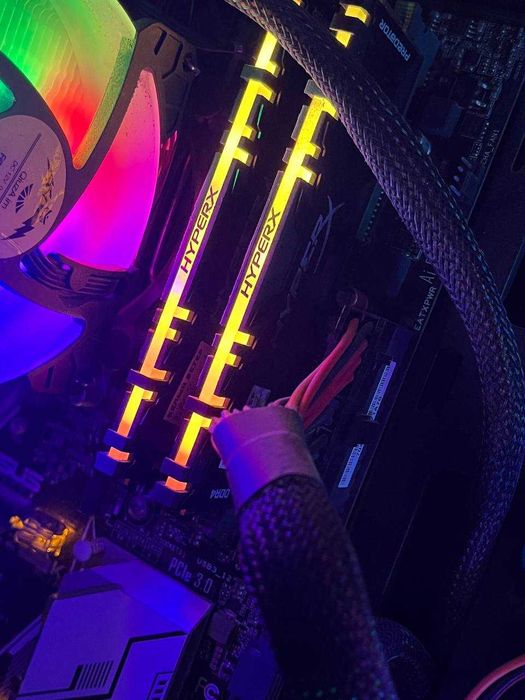 Оперативка ddr 4 8gb