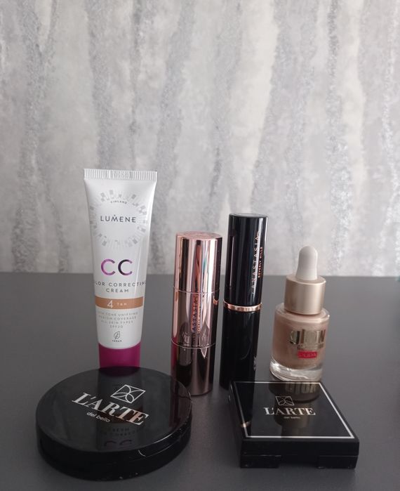 Косметика в отличном состоянии