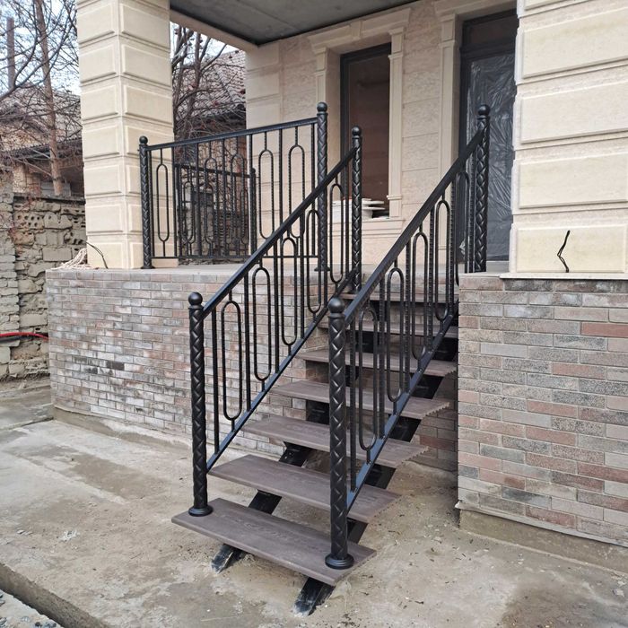 Изготовление лестниц под ключ