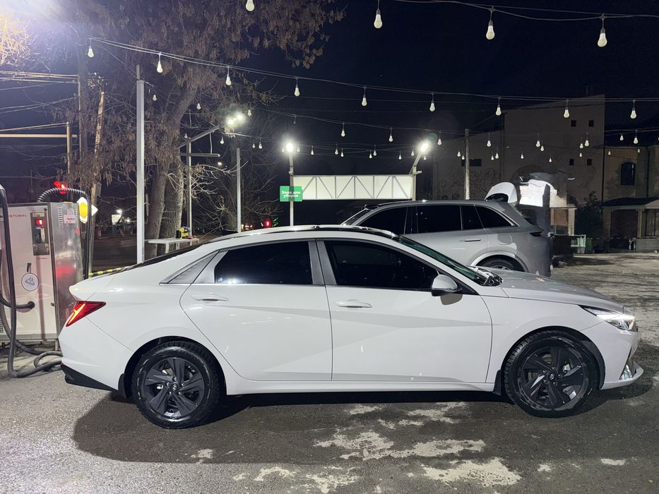 Hyundai Elantra cn7 2022