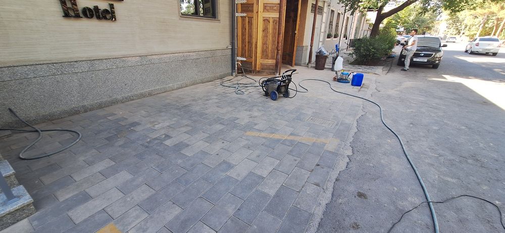 Bruschatka kafel yuvish xizmati