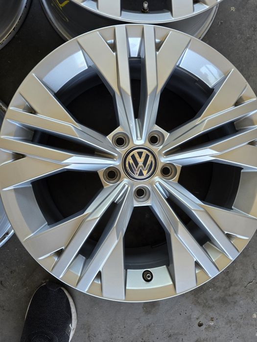 17 цола оригинални джанти за VW-AUDI-SKODA-SEAT модел-2021г.