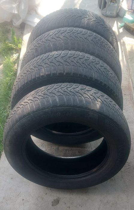 Cauciucuri 215/60 R17