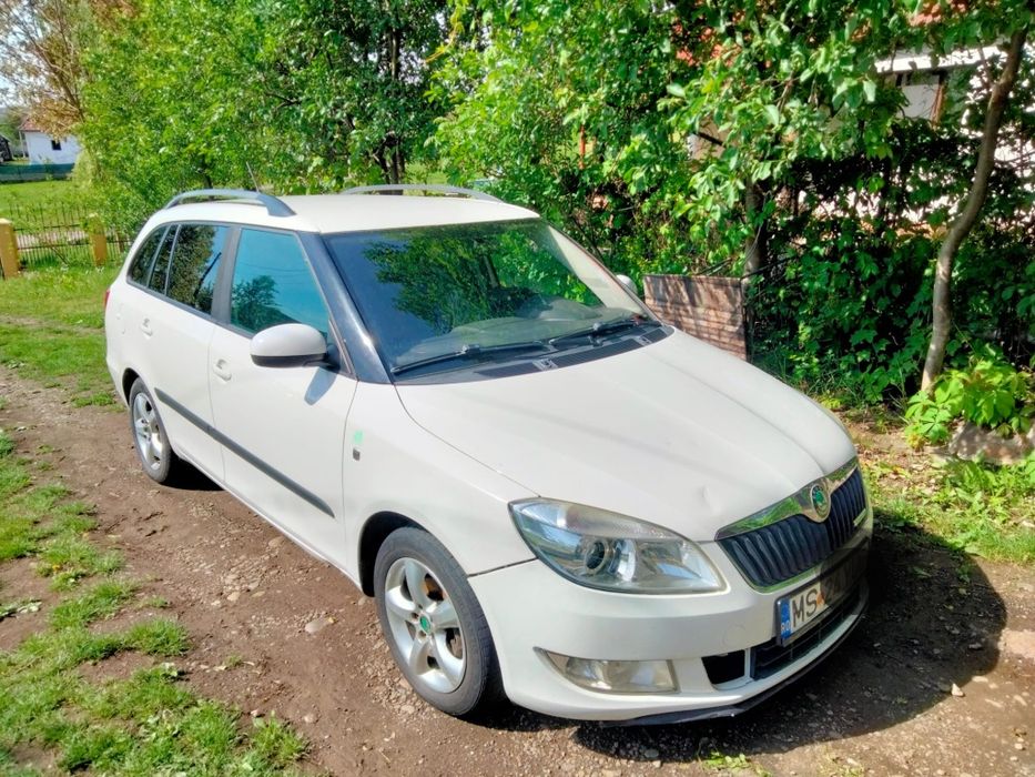 SKODA Fabia 2012 — imagine 2