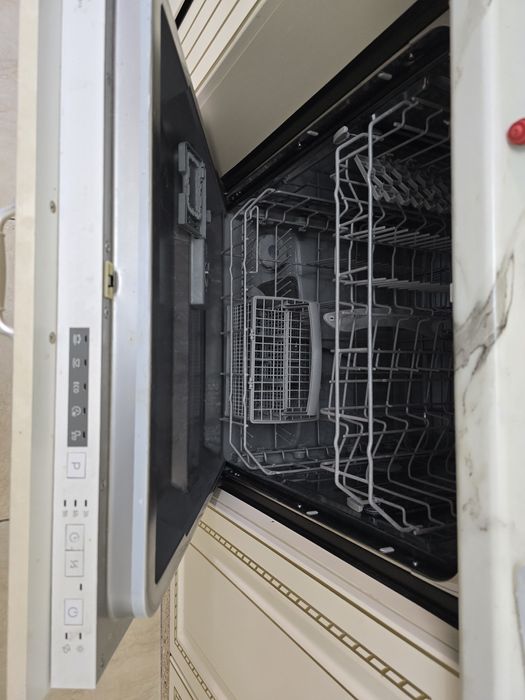 Посудомоечная машина