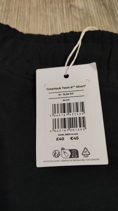 НОВИ Gymshark M size slim fit мъжки къси Tech панталони