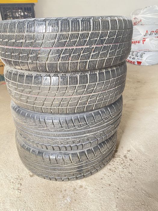 Шины колеса зимние 195/65 R15
