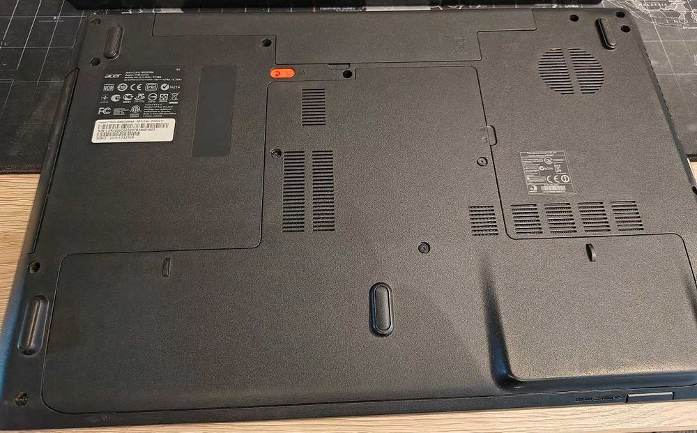 Notebook Acer 7750ZG