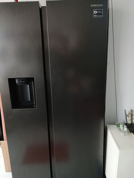 Mobila , frigidere , televizoare si accesorii moderne.