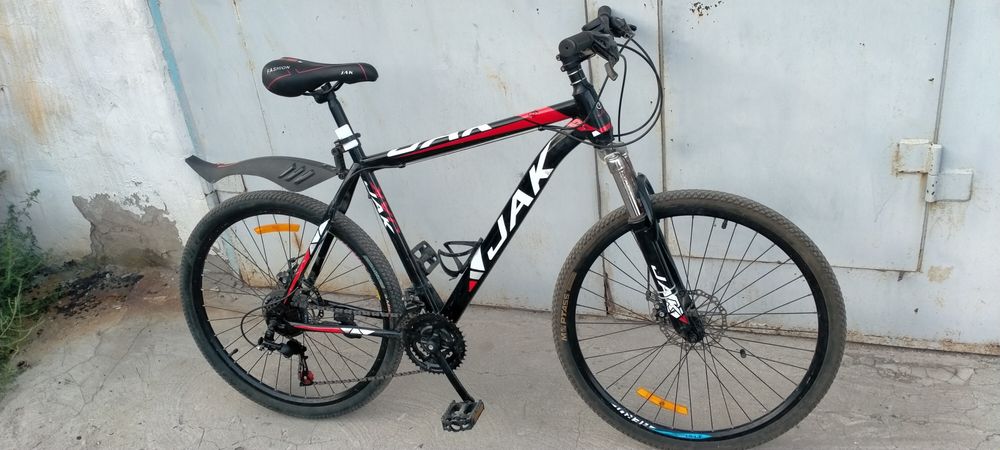 Хороший велосипед 26 колеса.