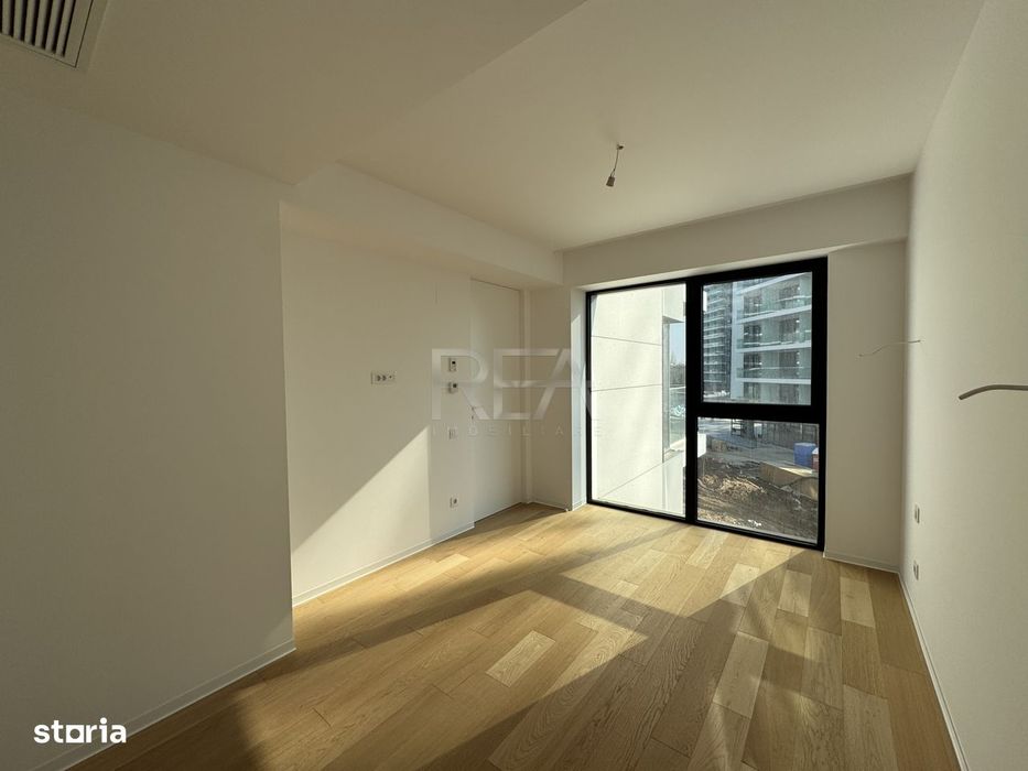 3 camere One Lake Club, club cu piscina si promenada pe lac