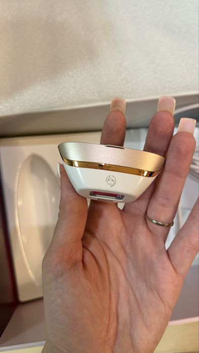 Нов! Фотоепилатор PHILIPS LUMEA SC1997