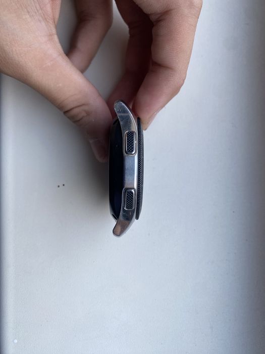 Samsung galaxy SM-R800 smartwatch