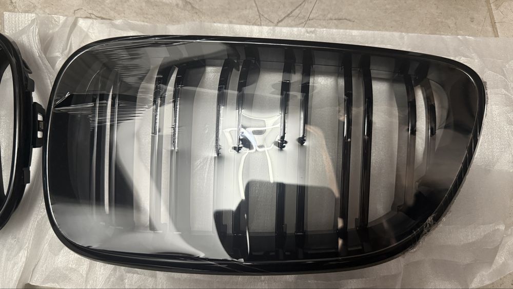 Grile frontale/rinichi negru lucios BMW Seria 2 - F22/F23