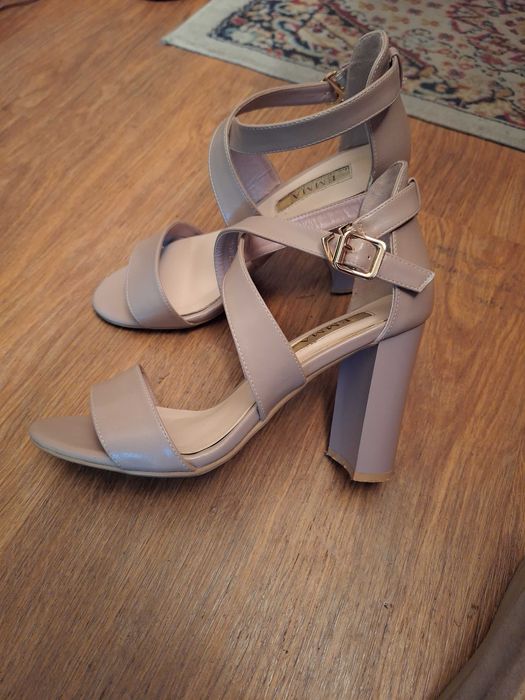 Босоношки продам