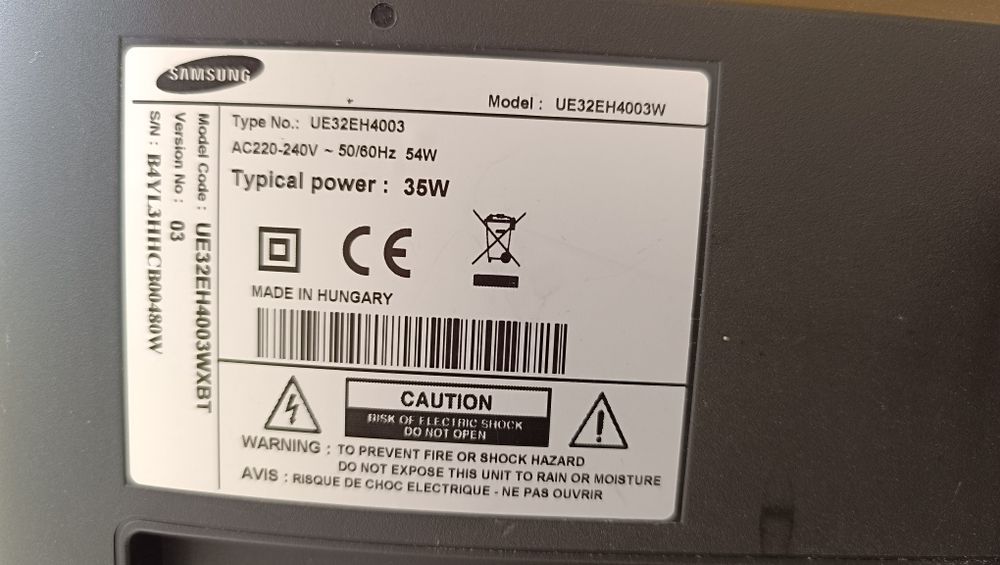 Телевизор samsung LCD 32 инча