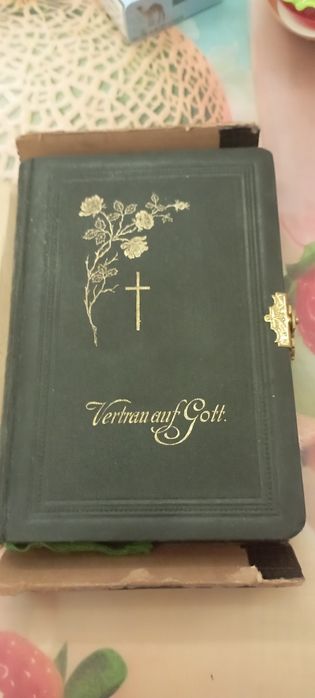 Vând biblie nemteasca