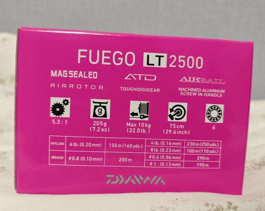 Продавам макара с преден аванс DAIWA Fuego LT 2500