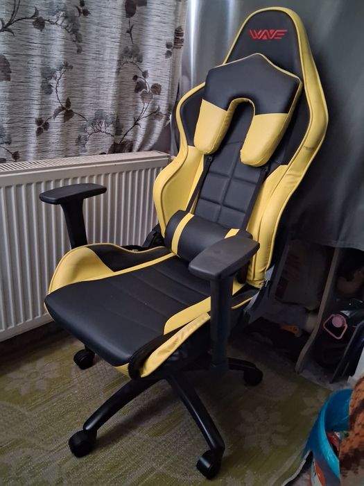 De vânzare telefoane ,baterie externa si Scaun  gaming.