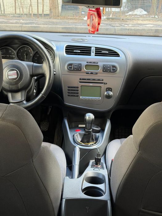 Seat Leon 1p an 2008.Se vinde doar cu transcriere
