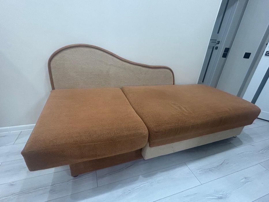Продам диван б/у