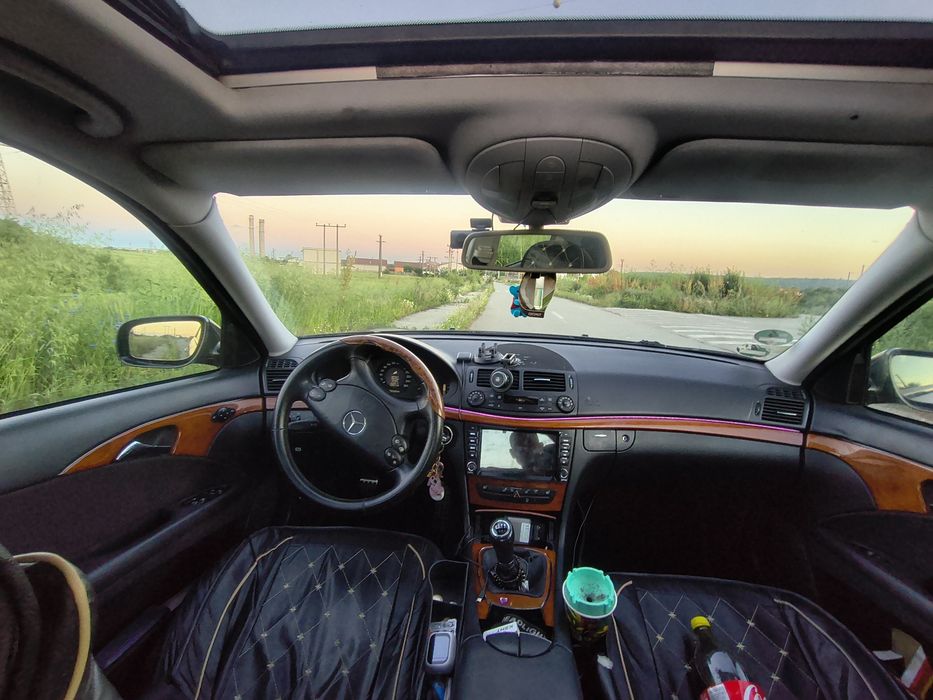 Mercedes  E 220  2007
