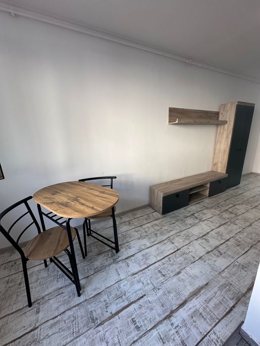 GARSONIERĂ DE ÎNCHIRIAT- Ploiești Sud- Recent renovată, mobilier nou