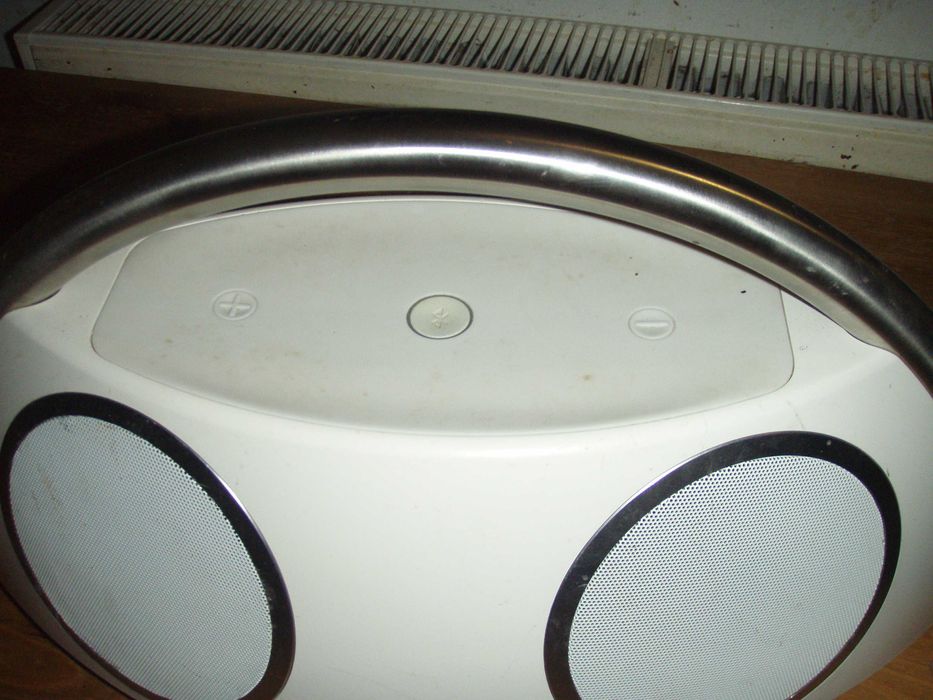 Boxa bluetooth Harman Kardon Go + Play Wireless, model pe alb