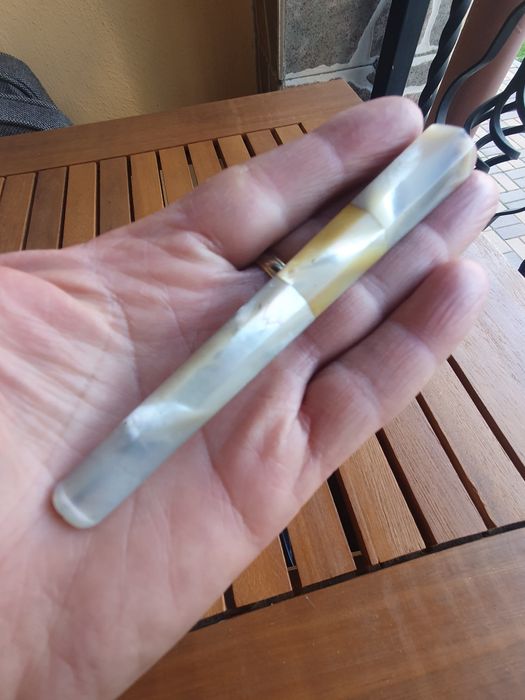 Port țigaret vechi din sidef