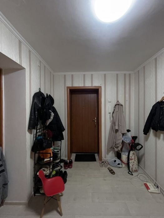 Продам 3х квартиру район бэста