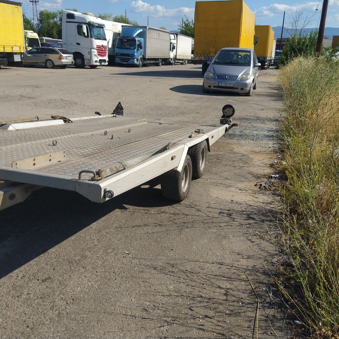 Платформа Algema  за превоз на автомобили