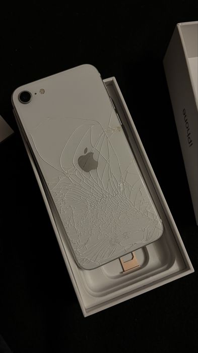 Apple Iphone SE 2020