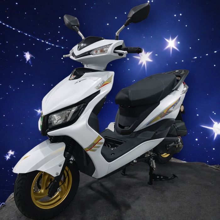 Мопед М8  150 куб   .