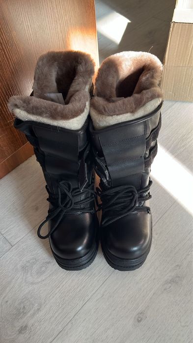 Продам ботинки ЛОСЬ