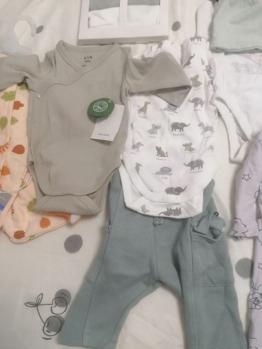 Body și pantaloni lungi